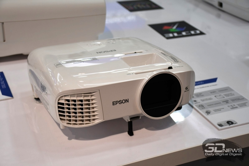  Epson EH-TW5400 