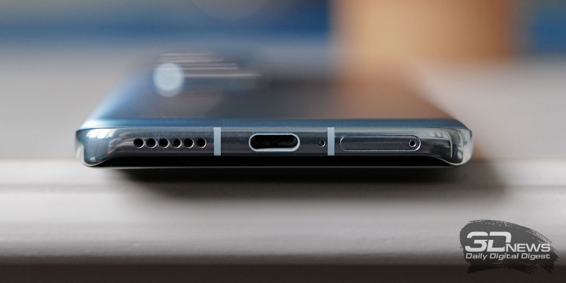  Huawei P40 Pro, нижняя грань: слот для SIM-карт/карты памяти, микрофон, порт USB Type-C, основной динамик 
