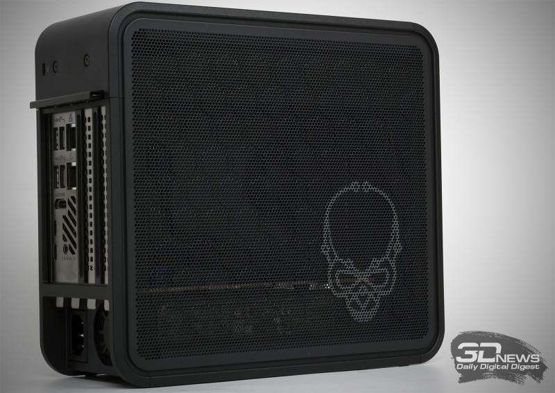  Intel NUC 9 Extreme 