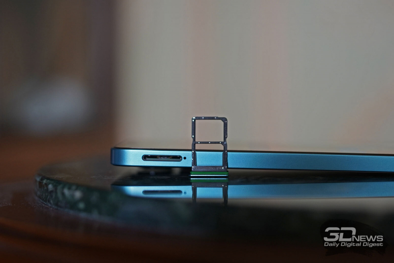  HONOR X8a, слот для двух карточек nano-SIM 