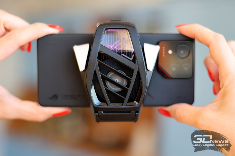  ASUS ROG Phone 9 Pro с вентилятором AeroActive Cooler X Pro 