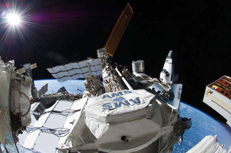 Прибор AMS-02 на боту станции. Источник изображения: NASA