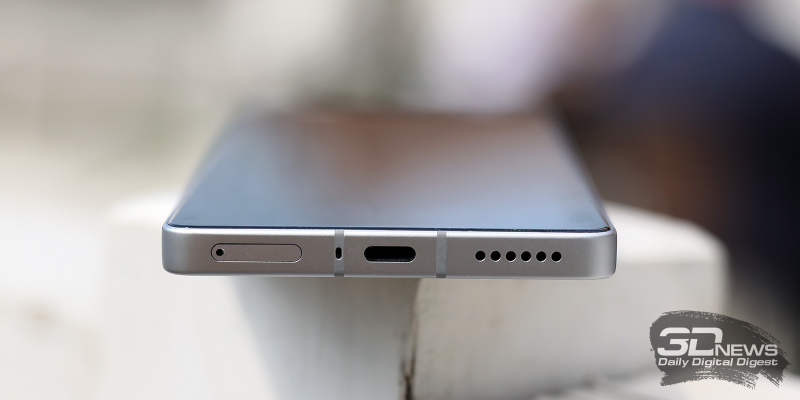  Infinix NOTE 50 Pro+ 5G, нижняя грань: слот для SIM-карт, микрофон, порт USB Type-C, динамик 