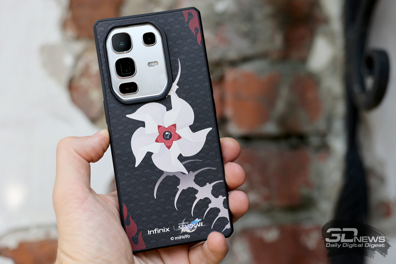  Infinix NOTE 50 Pro+ 5G в комплектном чехле 