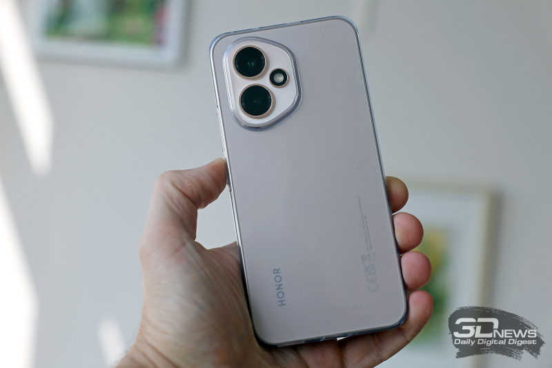  HONOR 400 в комплектном чехле 