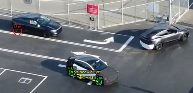  Загадочные прототипы Tesla в камуфляже на испытательном полигоне 