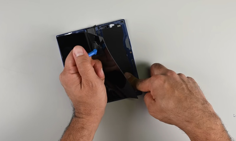  Источник изображений: iFixit / YouTube 