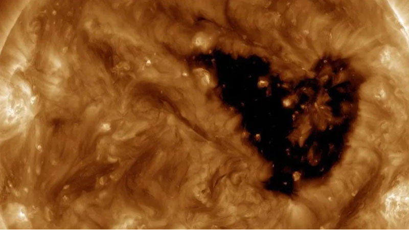  Солнечная активность на 13 сентября 2025 года. Источник изображения: NASA/SDO  Солнечная активность на 13 сентября 2025 года. Источник изображения: NASA/SDO 