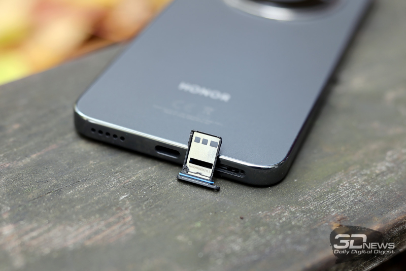  Honor X9d, слот для двух карточек nano-SIM 