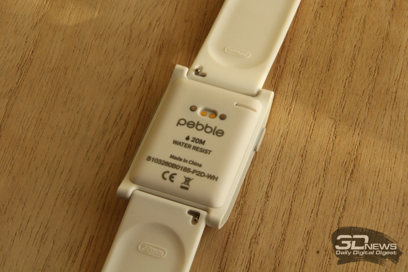  Задняя панель Pebble 2 Duo с магнитным коннектором для зарядки 