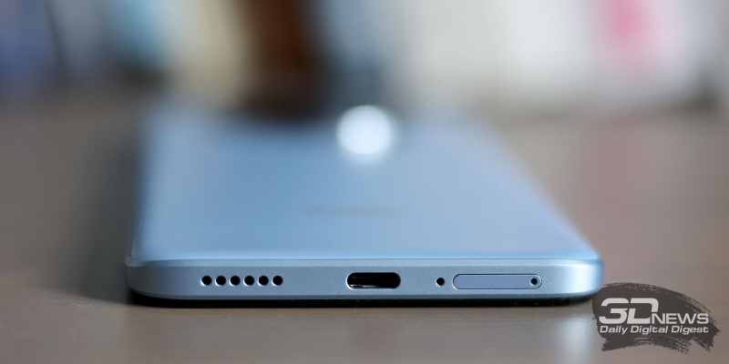  HUAWEI nova 14i, нижняя грань: слот для двух SIM-карт, микрофон, порт USB Type-C, динамик 