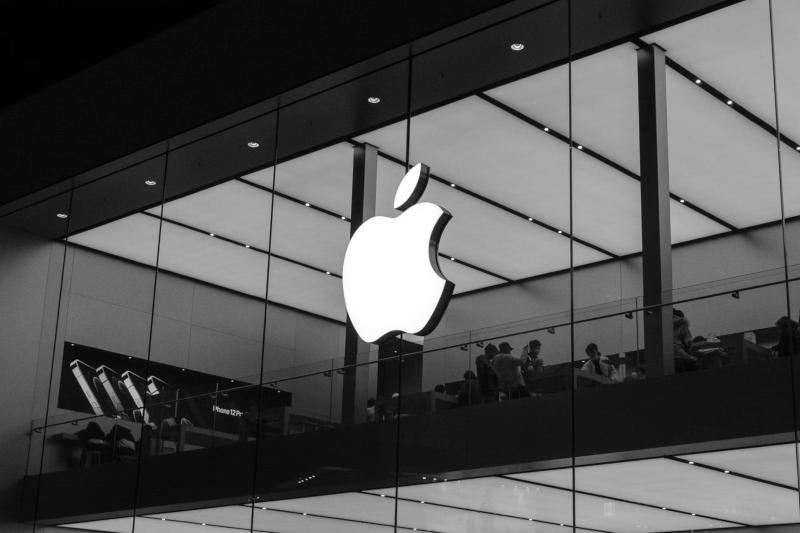 Британия предлагает встроить цензуру прямо в iOS и Android доступ к обнажёнке только после проверки возраста