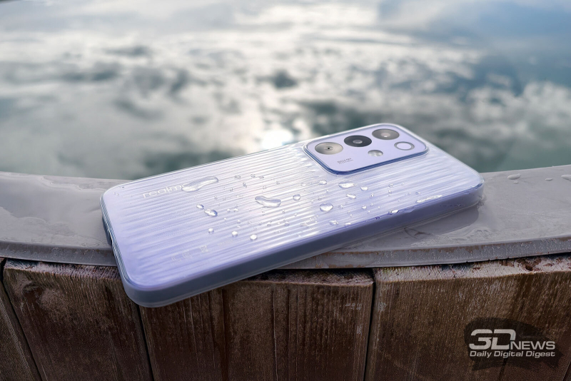  realme C85 Pro в комплектном чехле 