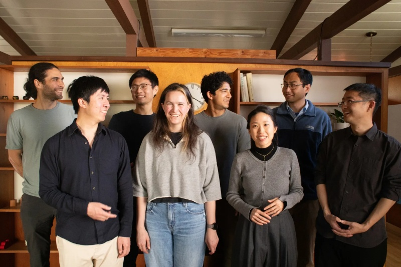  Источник изображений: Elorian 