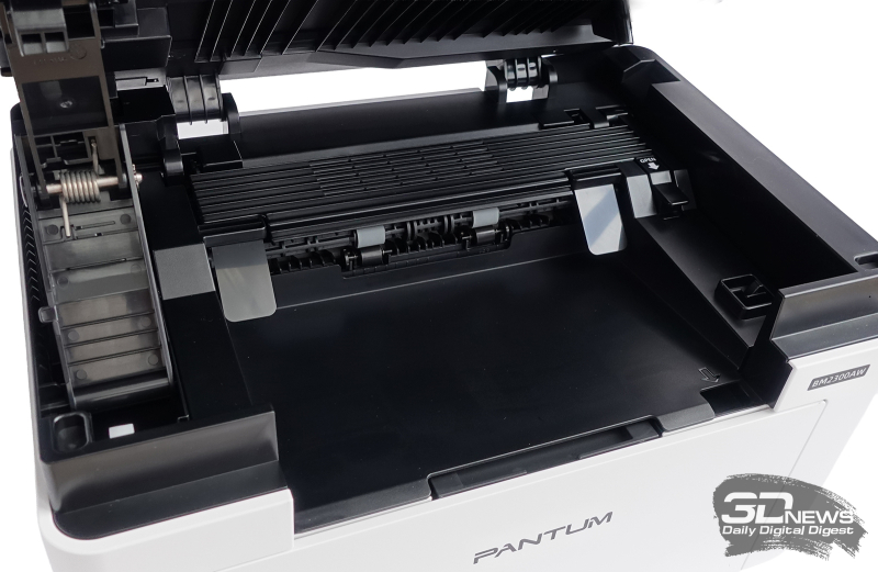  Выходной лоток 