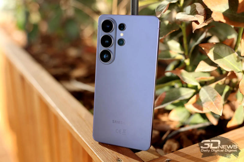 Samsung без анонсов повысила цены на смартфоны и планшеты