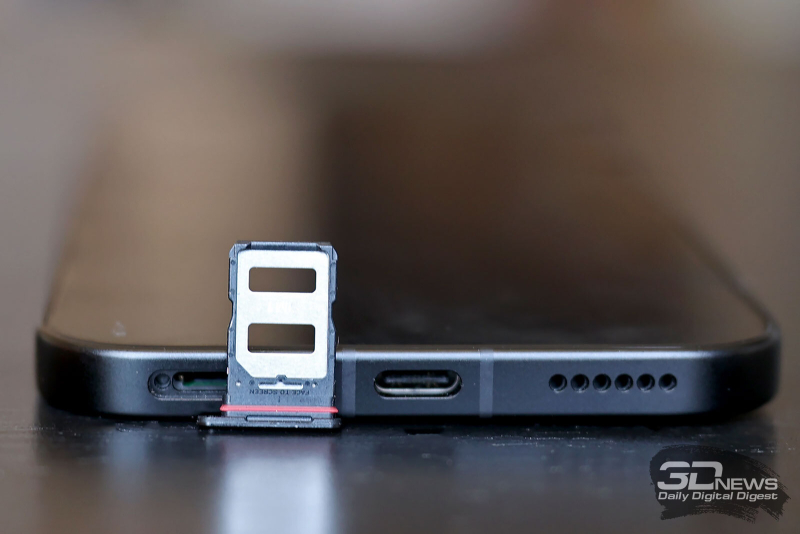  Слот для двух карточек nano-SIM 