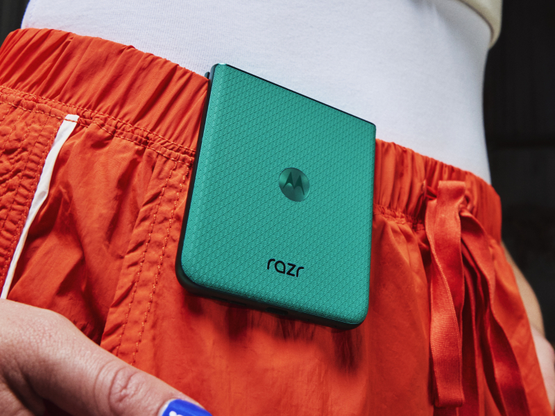  Razr 70 