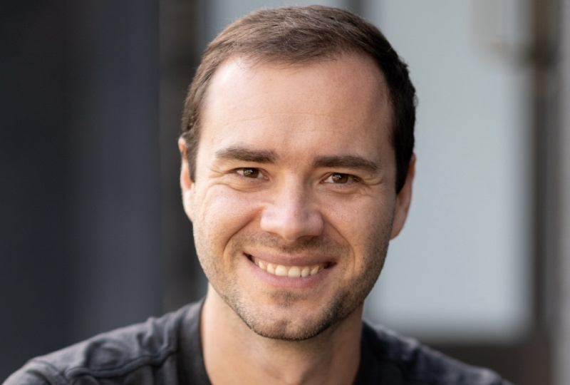 Anthropic переманила сооснователя OpenAI — Андрей Карпатый будет обучать Claude