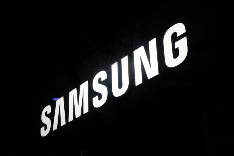 Samsung разработала первый в мире прототип флеш-чипа 3D NAND с 900 слоями