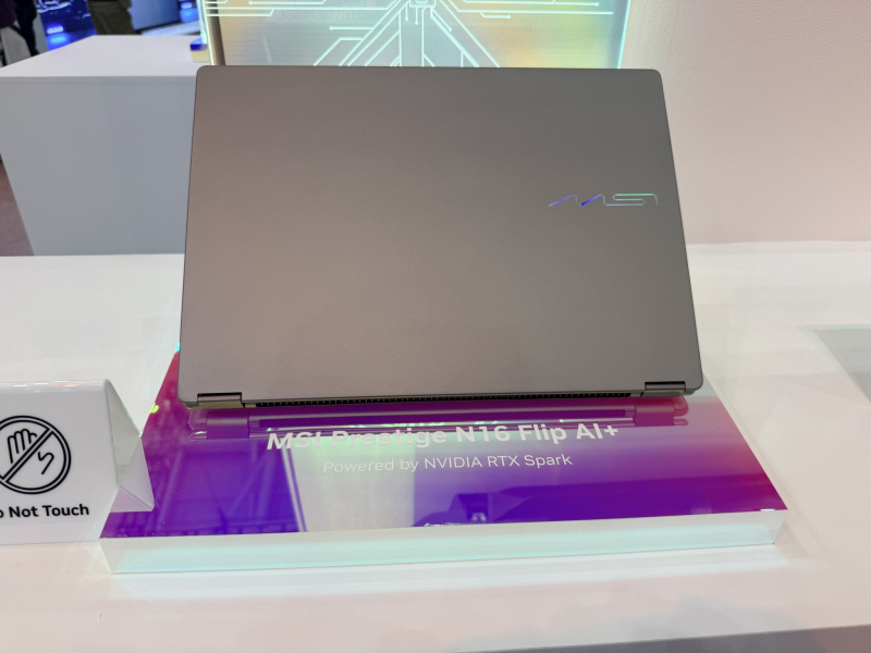  Prestige N16 Flip AI+ на выставке Computex 2026 