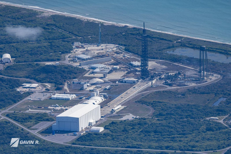  Капремонт LC-36A включает демонтаж завалов, поставку и повторную сертификацию наземного оборудования. Фото @LaunchHeavenX 