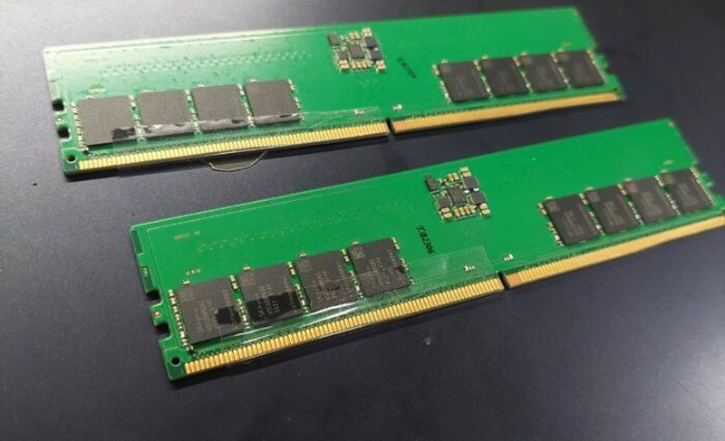 MSI наделила свои платы для Intel поддержкой половинчатых модулей DDR5 HUDIMM
