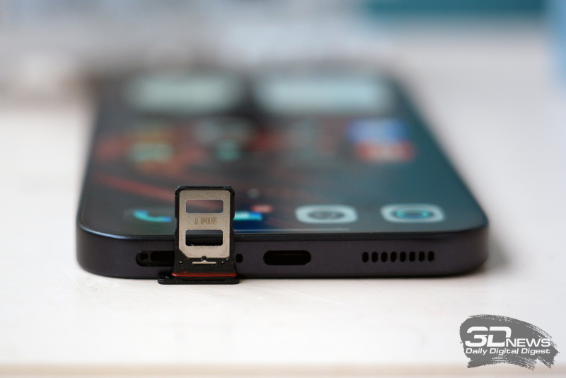  Слот для двух карточек nano-SIM 