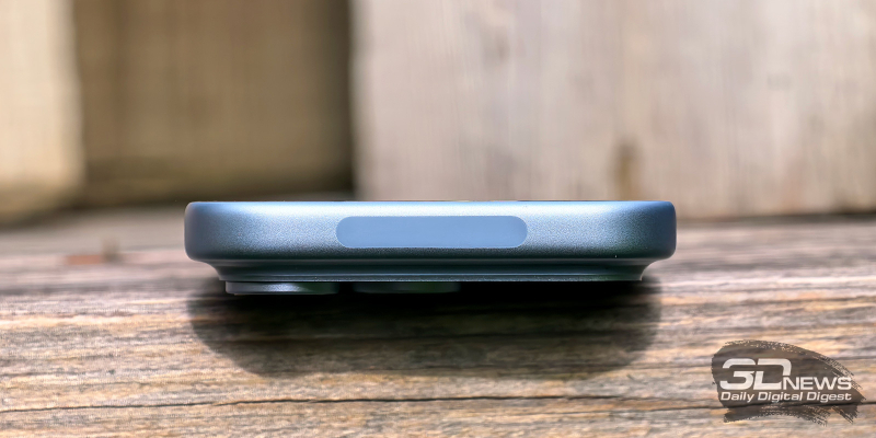  Apple iPhone 18 Pro, верхняя грань без функциональных элементов, но с площадкой для вывода антенны 5G-модема 